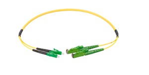 VL Dupl. Fig. 0 9/125 LC APC/E2000APC gb 3.0m