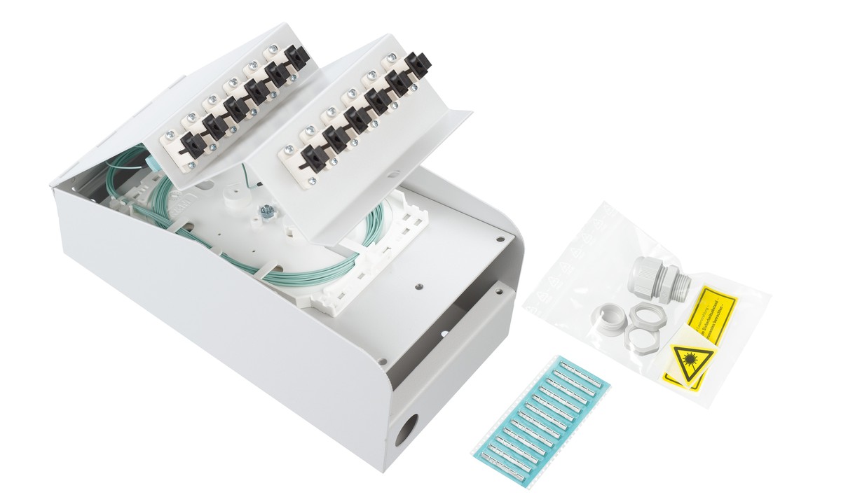 LWL AP Box abgestuft 8xSC OM3 komp.